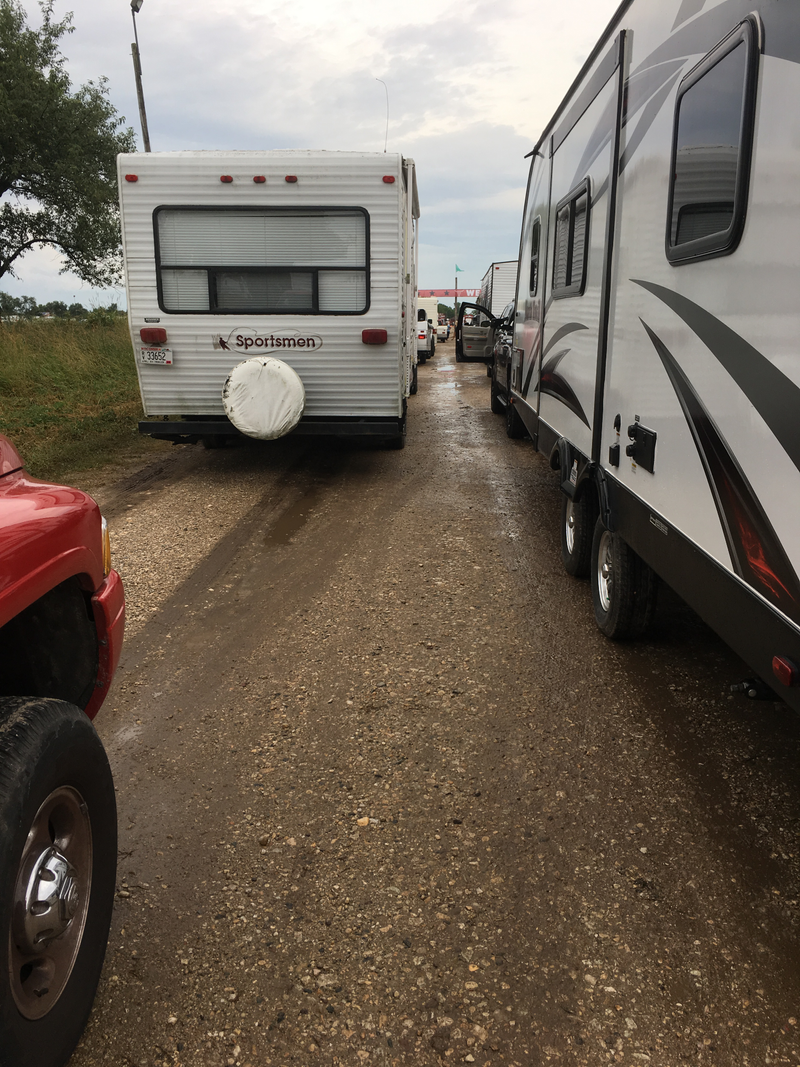 Illustration for article titled Camper traffic jam